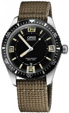 Buy this new Oris Divers Sixty-Five 40mm 01 733 7707 4064-07 5 20 22 mens watch for the discount price of £1,190.00. UK Retailer.